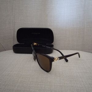 COACH  Like New Tortoise Shell Brown Sunglasses